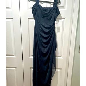 Alex Evenings : Smoke evening dress.